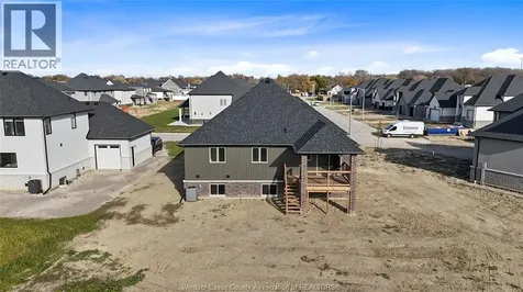 116 Bloomington Chatham ON N7L 0H3