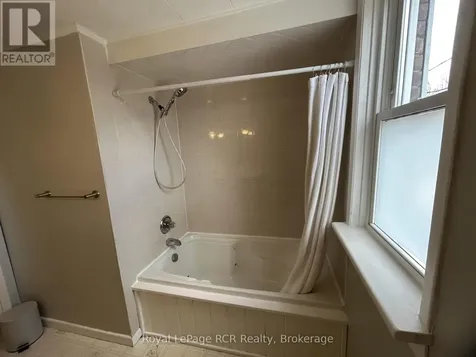 467 14th Street West Owen Sound ON N4K 3Y3