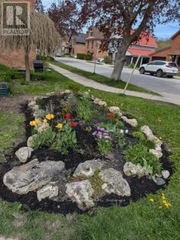 467 14th Street West Owen Sound ON N4K 3Y3