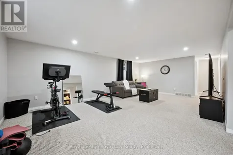 119 Meadowridge Drive St. Marys ON N4X 1E7