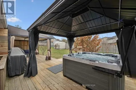119 Meadowridge Drive St. Marys ON N4X 1E7