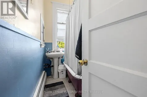 673-675 Somerset Street West Ottawa ON K1R 6P3