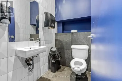673-675 Somerset Street West Ottawa ON K1R 6P3