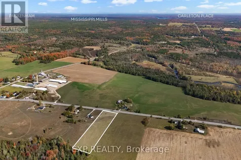 5359 Highway 511 Highway Lanark Highlands ON K0G 1K0