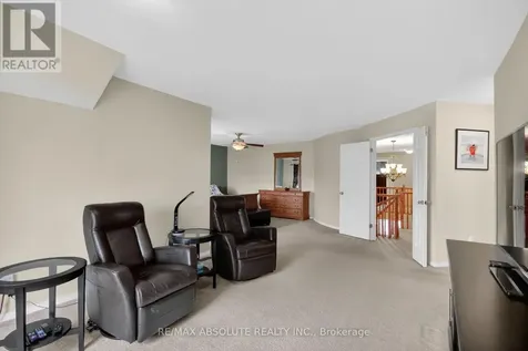 7 Branchwood Street Ottawa ON K2G 6X9