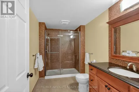 7 Branchwood Street Ottawa ON K2G 6X9