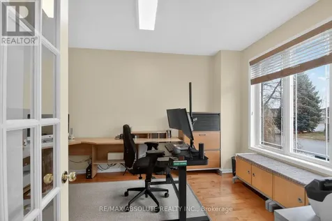 7 Branchwood Street Ottawa ON K2G 6X9