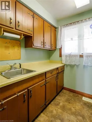 33 Bee Street St. Williams ON N0E 1P0