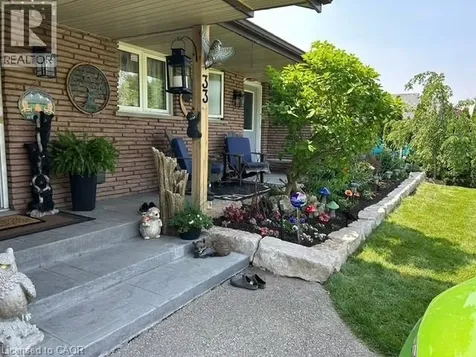 33 Bee Street St. Williams ON N0E 1P0