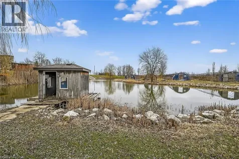 393 Old Onondaga Road East Brantford ON N3T 5L4