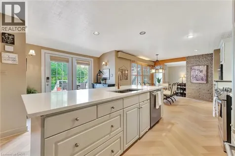 5 Orchard Crescent Guelph ON N1E 1W9