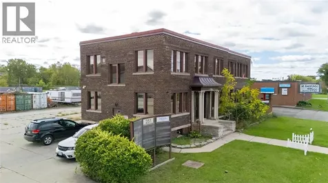 251 Campbell Street Sarnia ON N7T 2H2