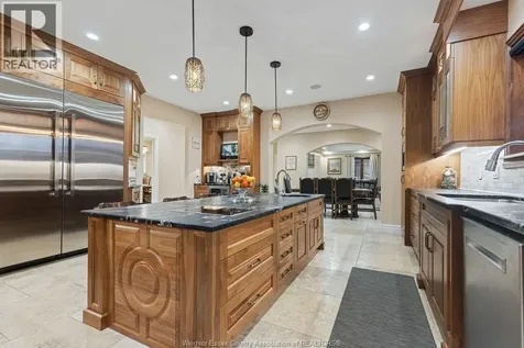 3740 Donato Drive Lasalle ON N9H 0L5