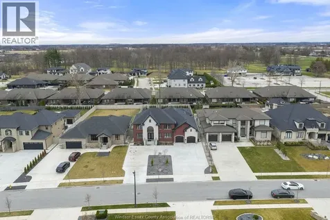3740 Donato Drive Lasalle ON N9H 0L5