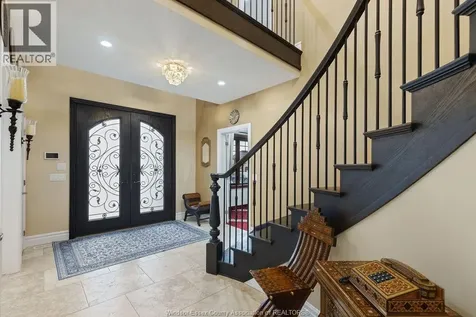3740 Donato Drive Lasalle ON N9H 0L5