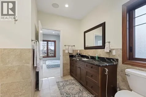 3740 Donato Drive Lasalle ON N9H 0L5
