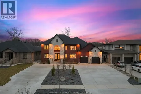 3740 Donato Drive Lasalle ON N9H 0L5