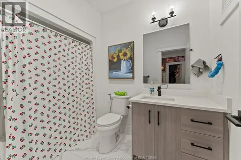 3082 Betts Avenue Windsor ON N9B 3L5