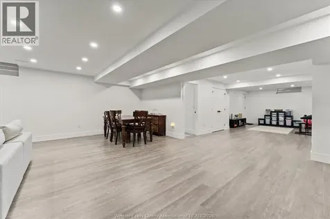 3082 Betts Avenue Windsor ON N9B 3L5