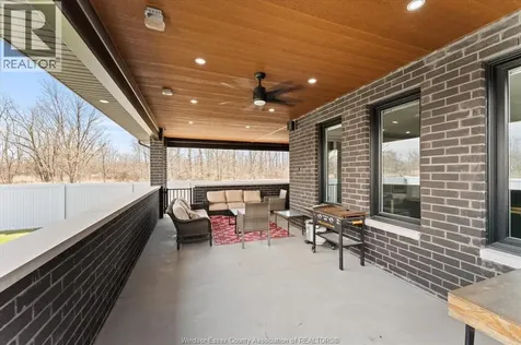 3082 Betts Avenue Windsor ON N9B 3L5
