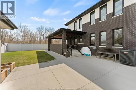 3082 Betts Avenue Windsor ON N9B 3L5
