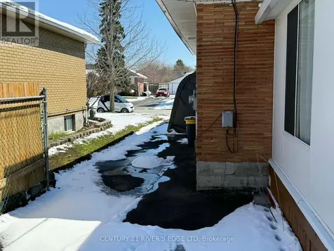 68 Aldershot Avenue Brockville ON K6V 2P8