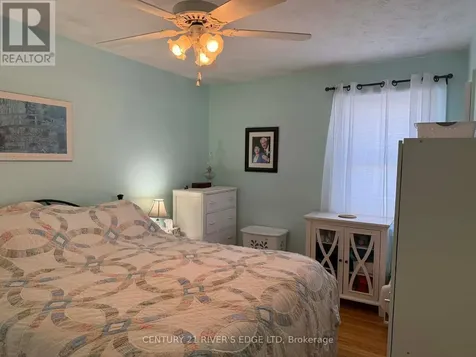 68 Aldershot Avenue Brockville ON K6V 2P8