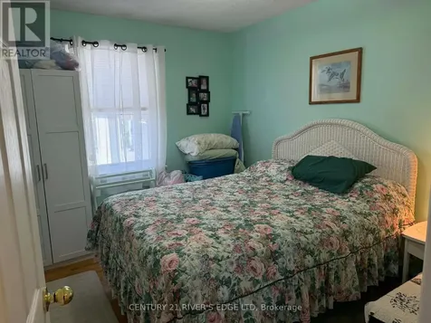 68 Aldershot Avenue Brockville ON K6V 2P8