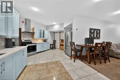 393 Old Onondaga Road East Brantford ON N3T 5L4