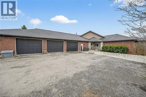 393 Old Onondaga Road East Brantford ON N3T 5L4