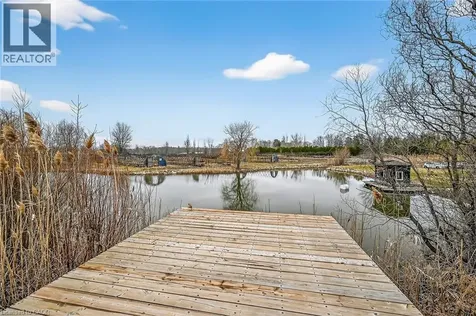 393 Old Onondaga Road East Brantford ON N3T 5L4