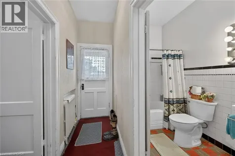 96 Barnesdale Boulevard South Hamilton ON L8M 2V6