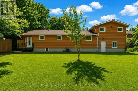 23 Duquette Court Tiny ON L9M 0H3