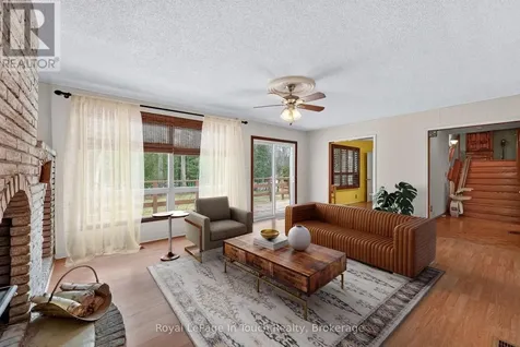 23 Duquette Court Tiny ON L9M 0H3
