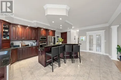 5440 Wadell Court Ottawa ON K4M 1L3