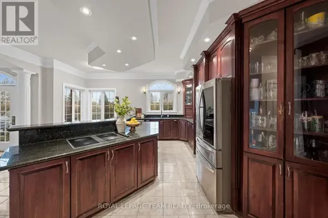 5440 Wadell Court Ottawa ON K4M 1L3