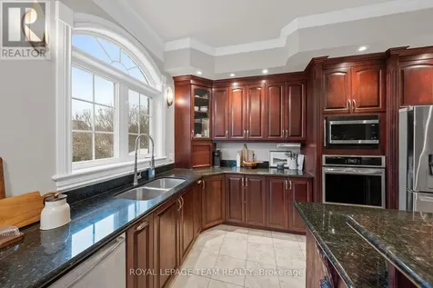 5440 Wadell Court Ottawa ON K4M 1L3