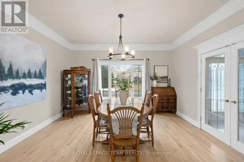 5440 Wadell Court Ottawa ON K4M 1L3