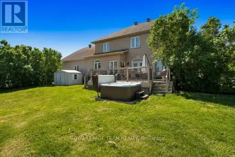 5440 Wadell Court Ottawa ON K4M 1L3