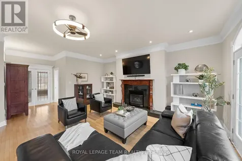 5440 Wadell Court Ottawa ON K4M 1L3