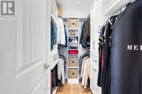 110 Cortile Private Ottawa ON K1V 2S8