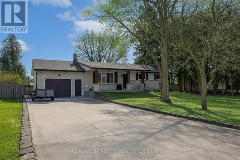 72 Elmwood Avenue Central Elgin ON N5R 4Z7