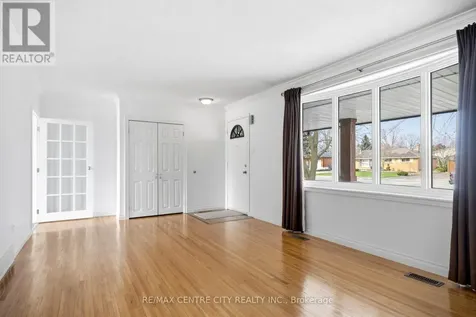 72 Elmwood Avenue Central Elgin ON N5R 4Z7