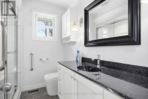 72 Elmwood Avenue Central Elgin ON N5R 4Z7