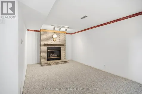 72 Elmwood Avenue Central Elgin ON N5R 4Z7