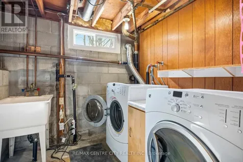 72 Elmwood Avenue Central Elgin ON N5R 4Z7