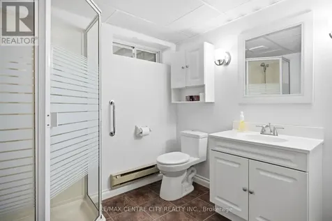 72 Elmwood Avenue Central Elgin ON N5R 4Z7