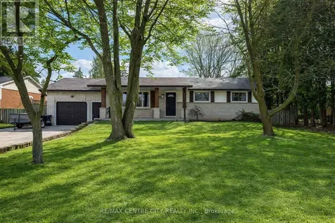 72 Elmwood Avenue Central Elgin ON N5R 4Z7