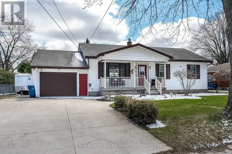 113 Whitelock Street South Stratford ON N5A 1T2