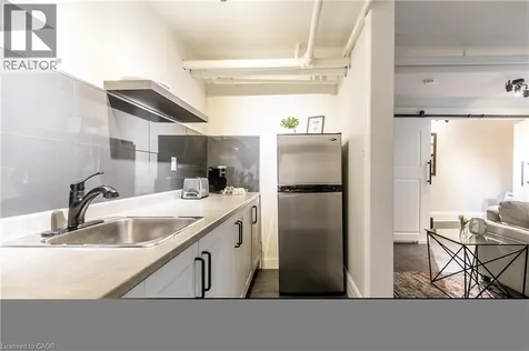 14 Duke Street Hamilton ON L8P 1X1